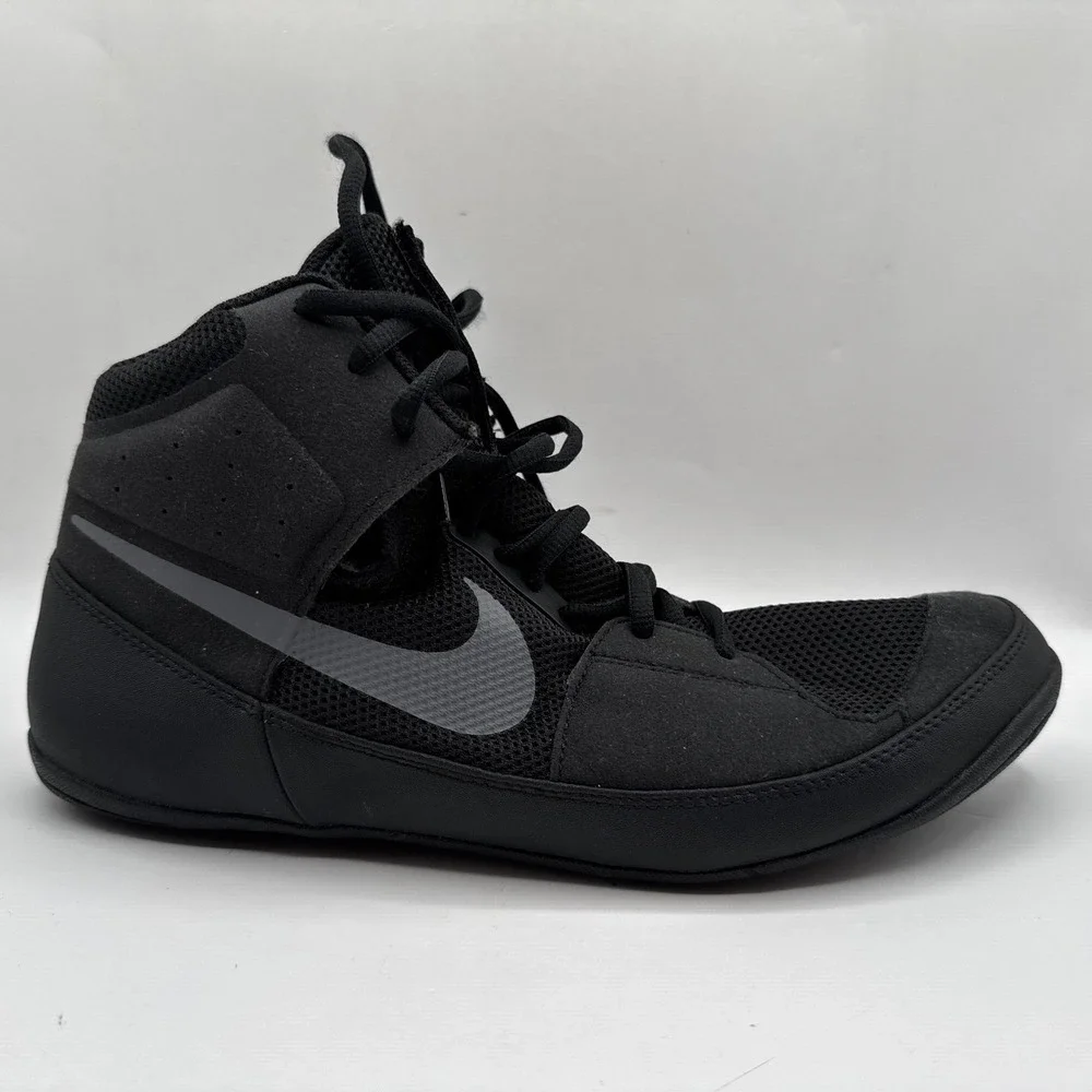 Nike fury black